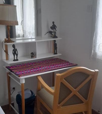 1 Chambre Pour 2 Personnes "Chez L'Habitant" Maison Possede Un Petit Chien Quincy-Voisins ภายนอก รูปภาพ