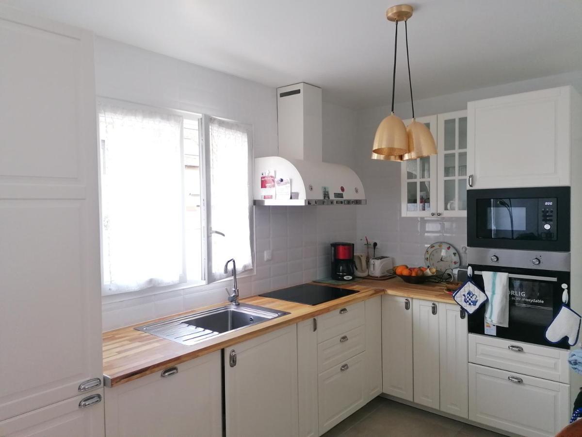 1 Chambre Pour 2 Personnes "Chez L'Habitant" Maison Possede Un Petit Chien Quincy-Voisins ภายนอก รูปภาพ
